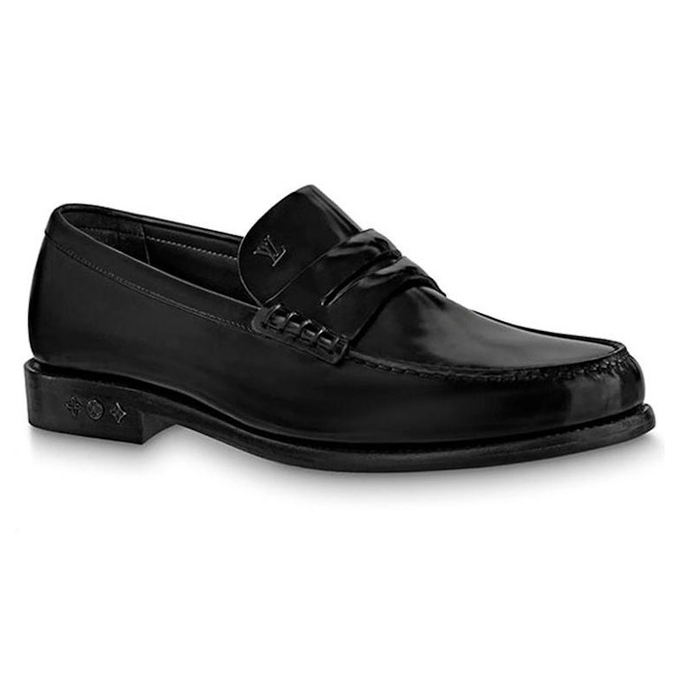PATENT LEATHER LOAFERS IN BLACK - VL055