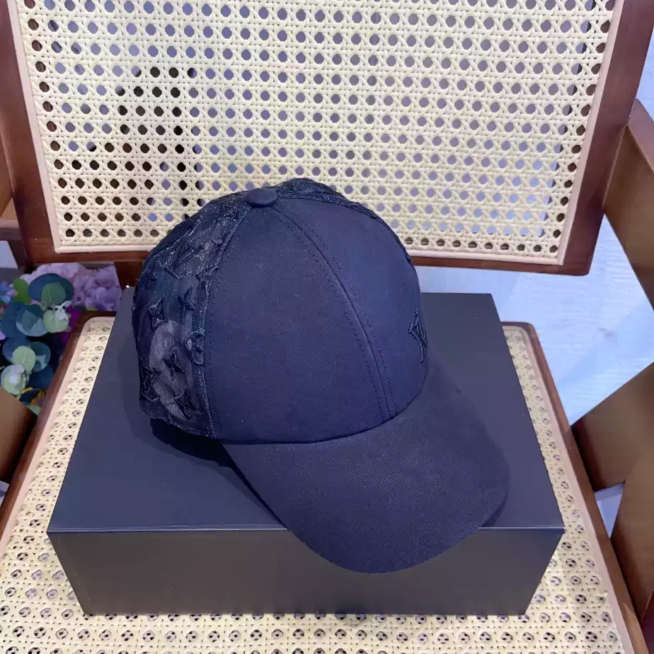 Louis Vuitton Caps