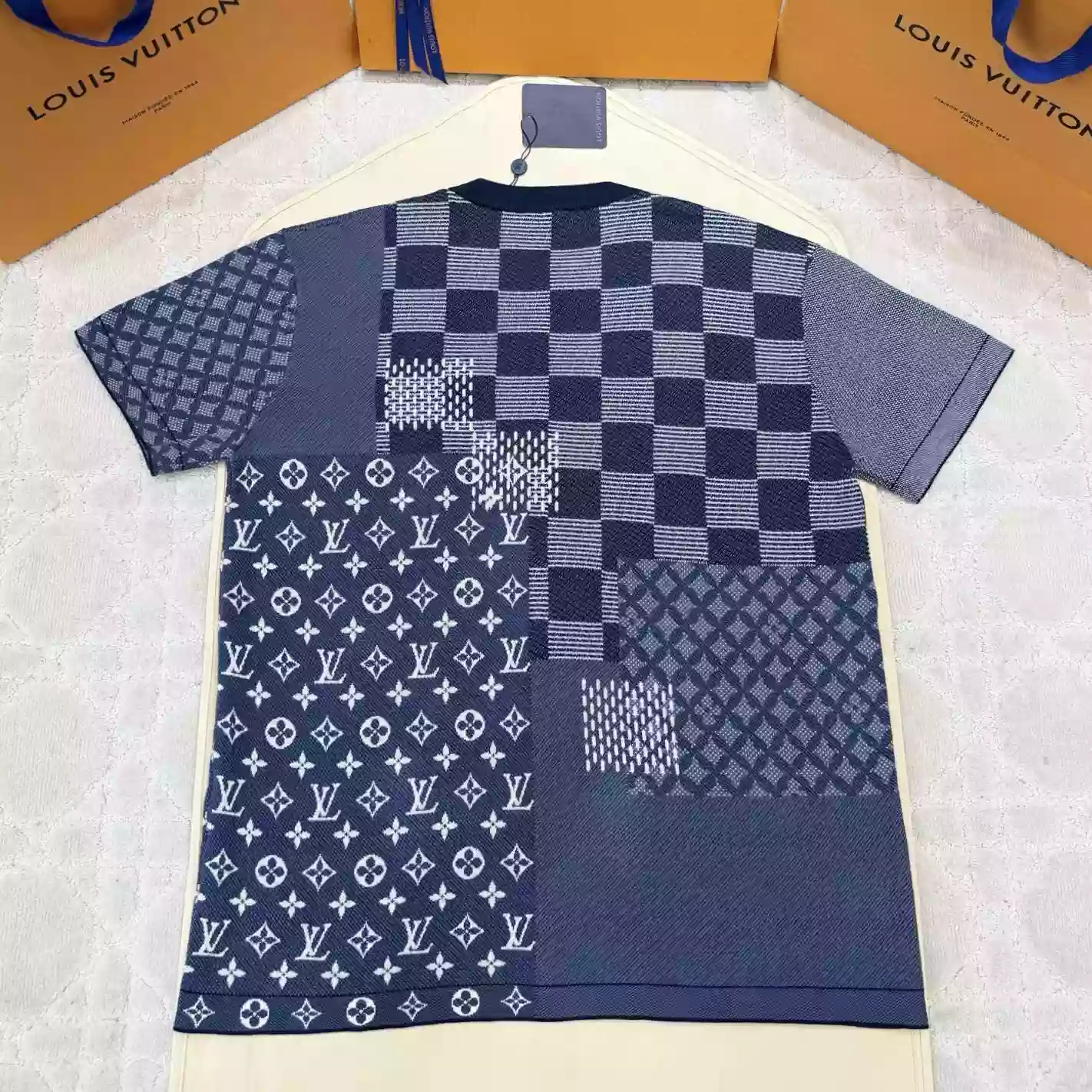 X NIGO SHORT-SLEEVED KNITTED CREWNECK - LVTS095 Damier Jacquard Short-Sleeved Crewneck - LVTS089