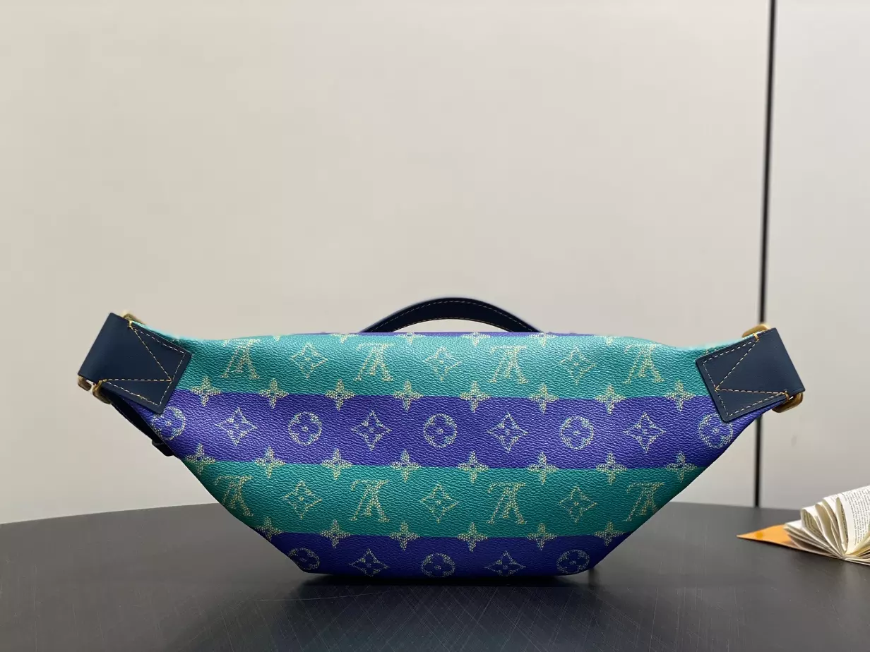 LOUIS VUITTON RUSH BUMBAG MONOGRAM SHADOW LEATHER - LW455 DISCOVERY BACKPACK PM SKY BLUE MONOGRAM CANVAS