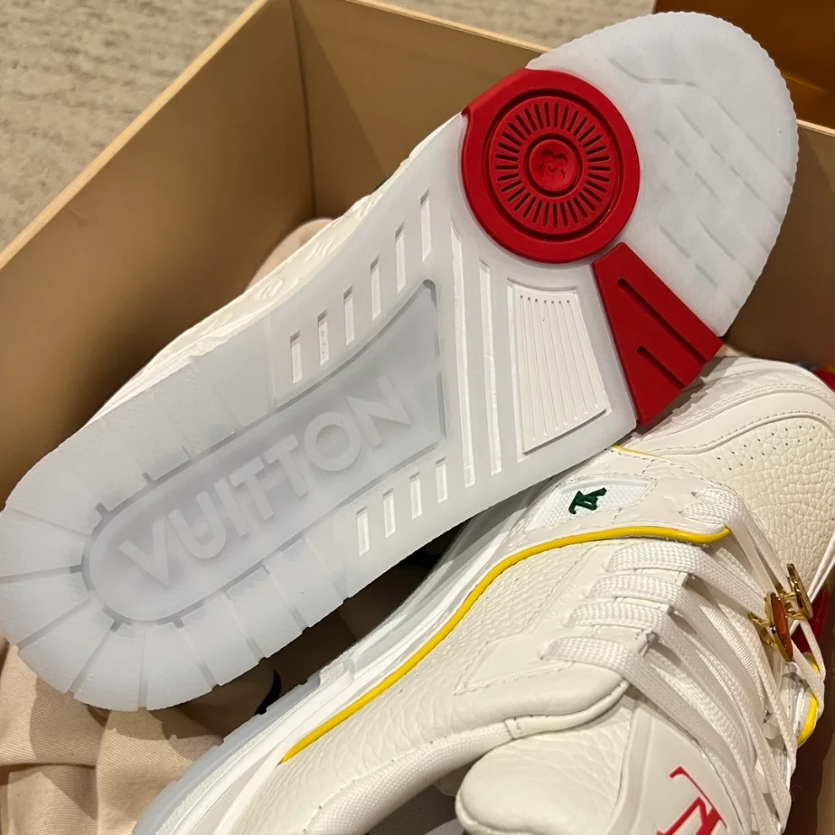 LV SKATE SNEAKERS