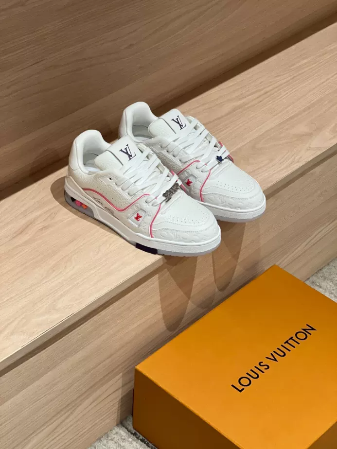 LV SKATE SNEAKERS