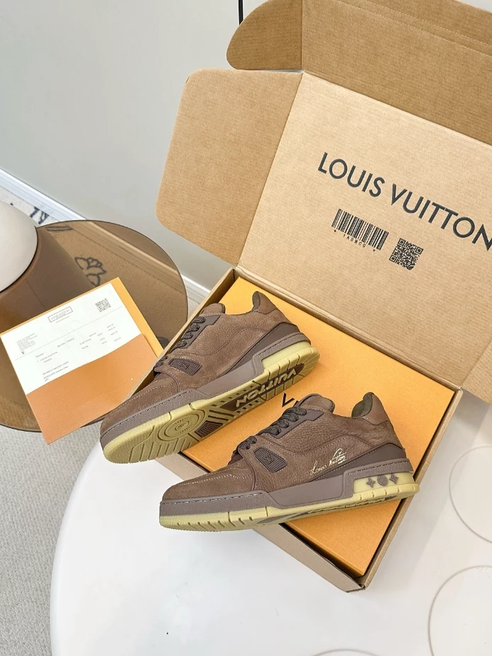 LV SKATE SNEAKERS