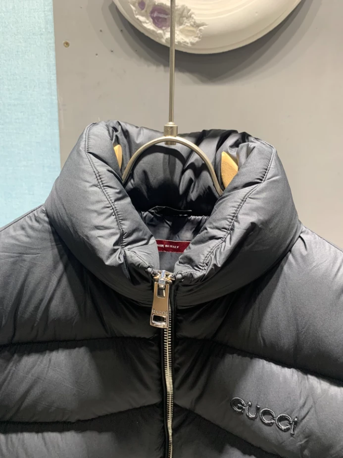 GUCCI Black Hooded Jacket - GCJ053