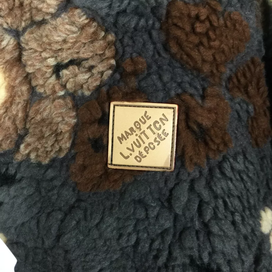 Louis Vuitton Coat - LVC050