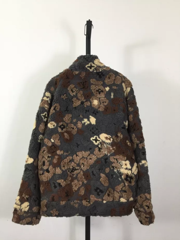 Louis Vuitton Coat - LVC050